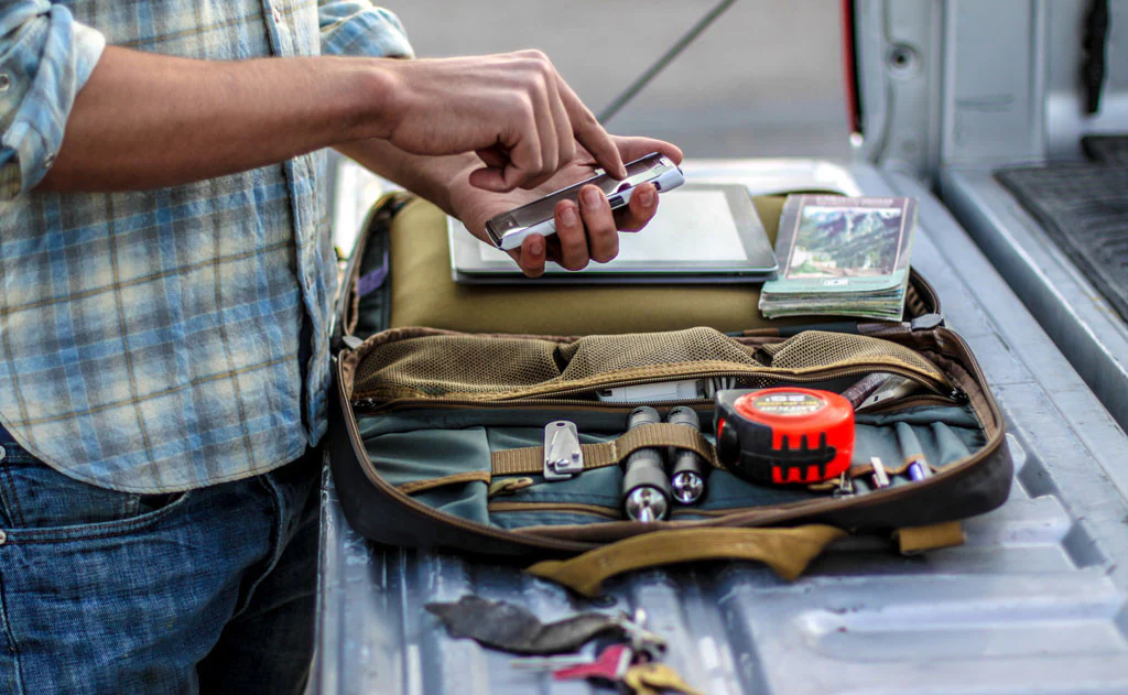 Founder's Briefcase - Image 12
