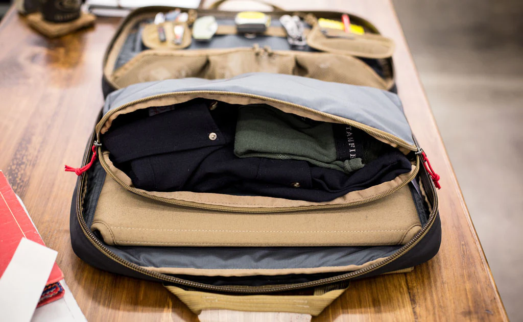 Founder's Briefcase - Image 18
