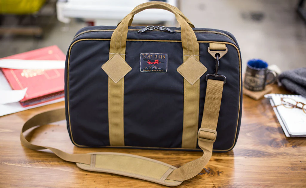 Founder's Briefcase - Image 9