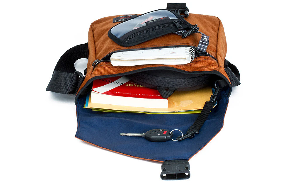 Medium Cafe Bag - Image 53