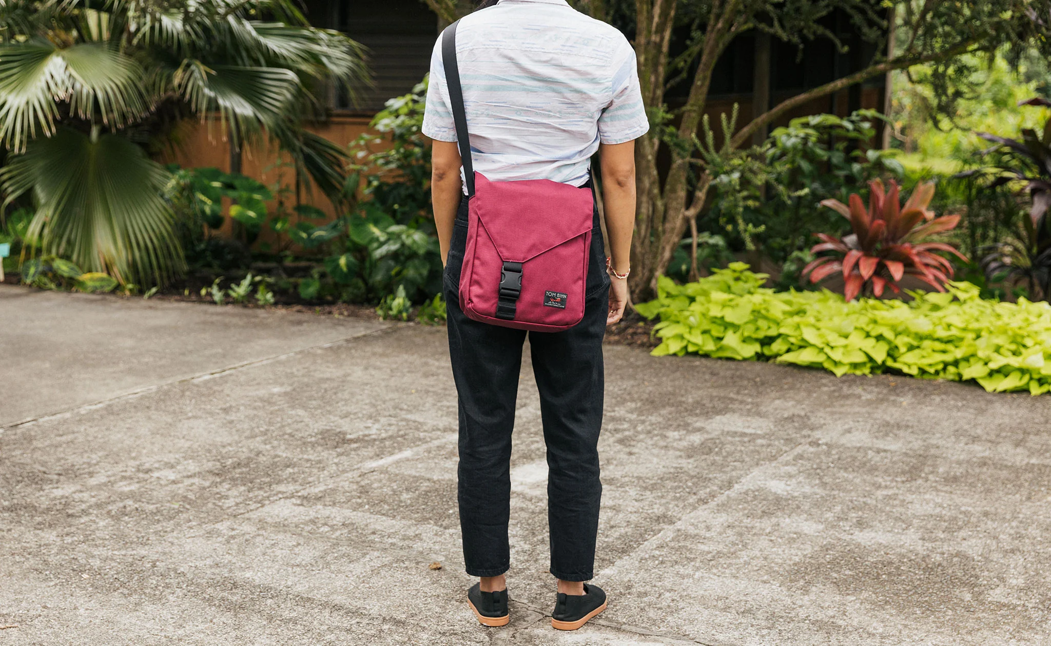 Medium Cafe Bag - Image 70