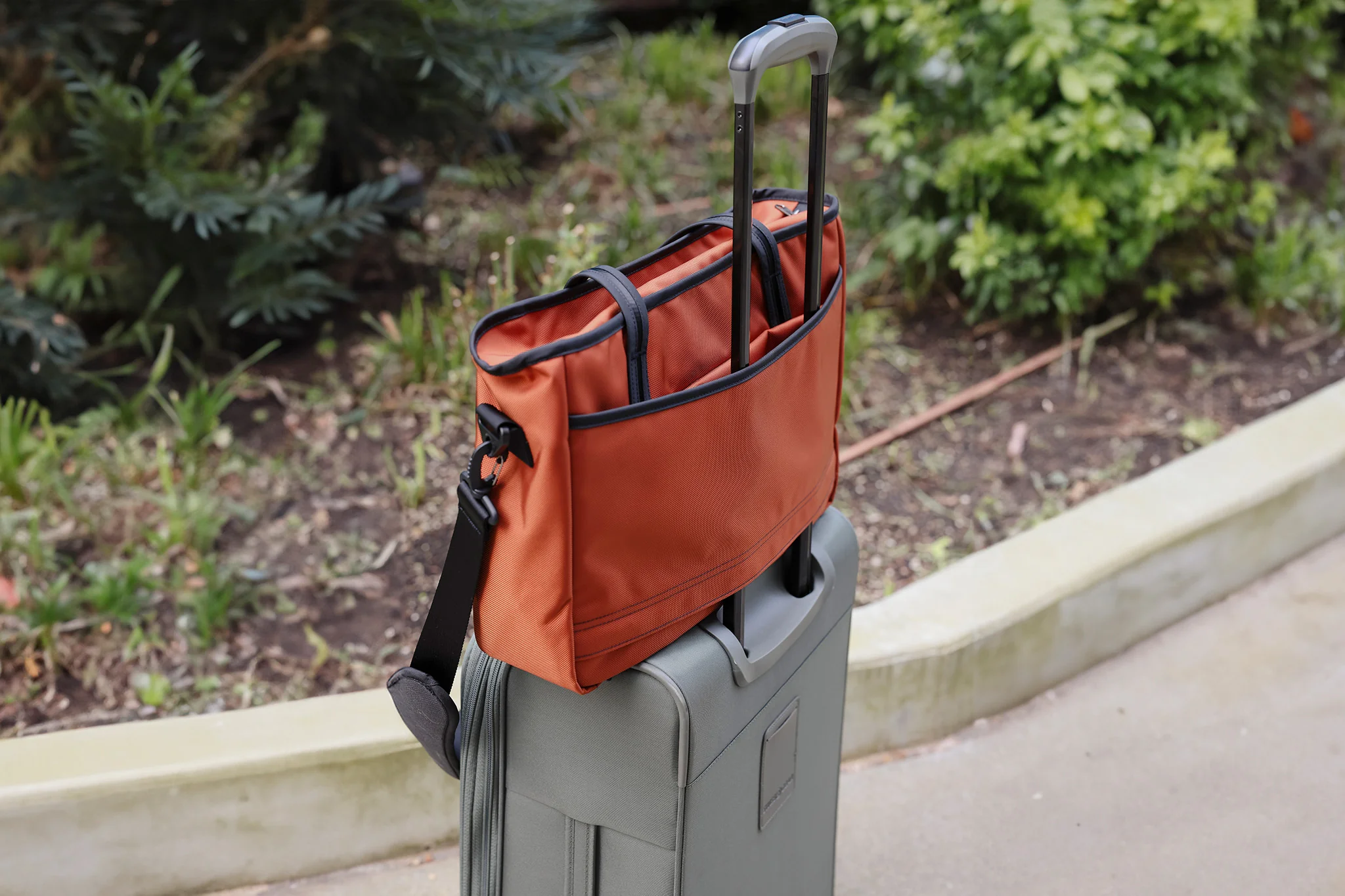 Nomad 16 - Image 40