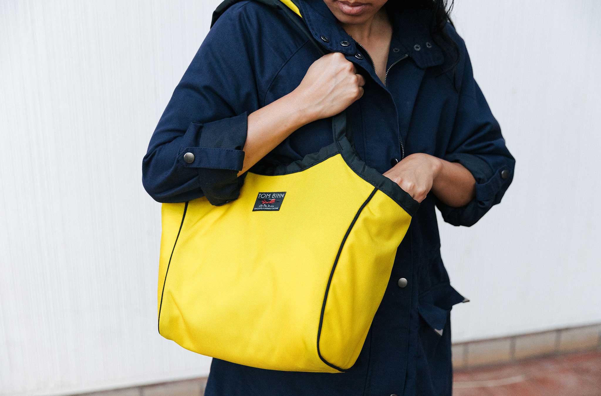 Small Open-Top Shop Bag - Image 26